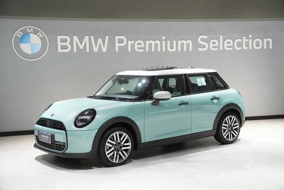 MINI COOPER 2.0 16V TWINPOWER GASOLINA S EXCLUSIVE 4P STEPTRONIC MINI COOPER 2.0 16V TWINPOWER GASOLINA S EXCLUSIVE 4P STEPTRONIC